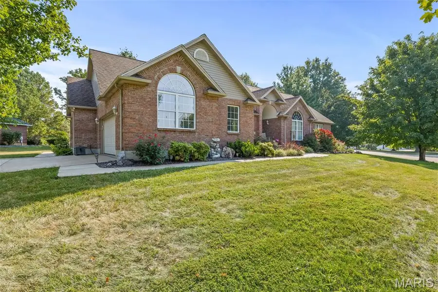 501 Hawthorne Drive, Farmington, MO 63640 - Image #2