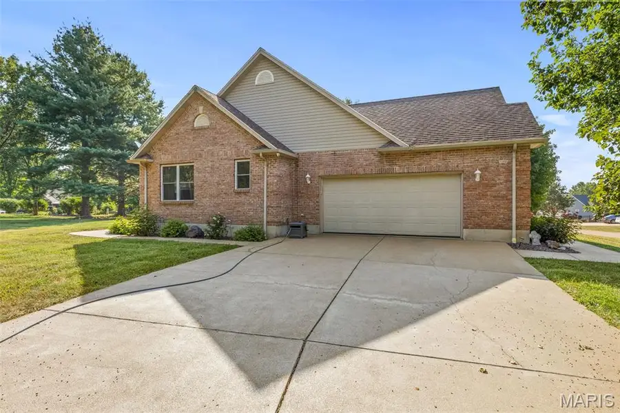 501 Hawthorne Drive, Farmington, MO 63640 - Image #3