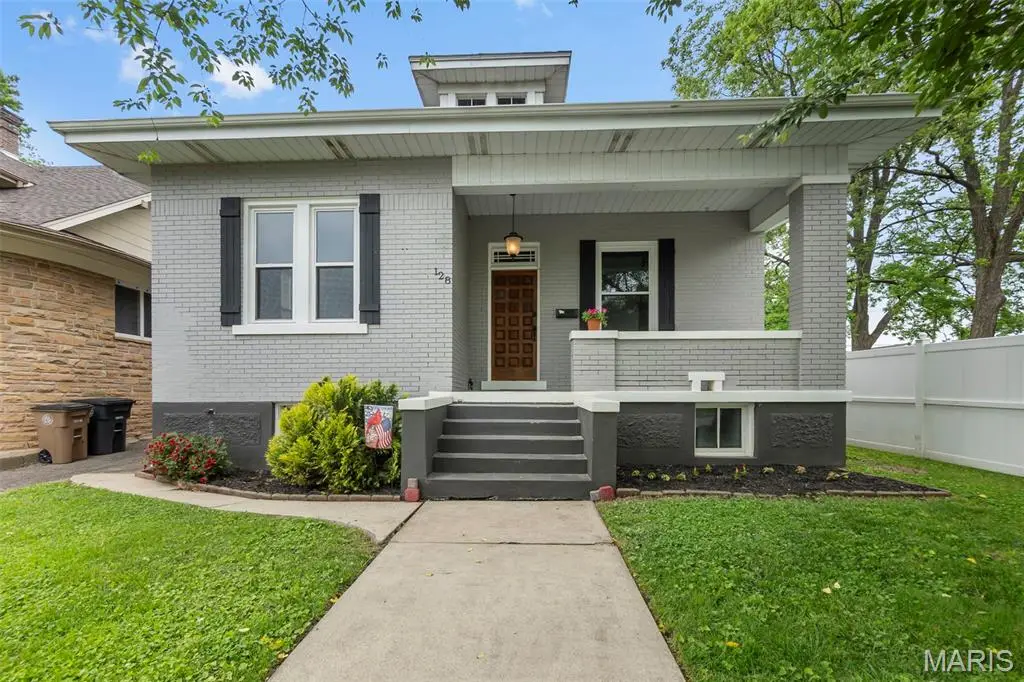 128 S Pacific Street, Cape Girardeau, MO 63703 - #1