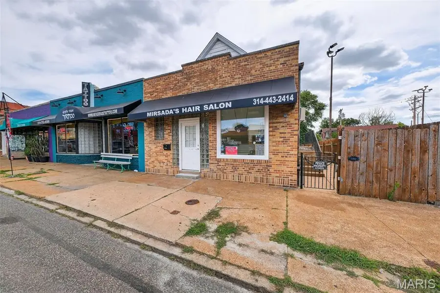 7254 Gravois Avenue, Saint Louis, MO 63116 - Image #2