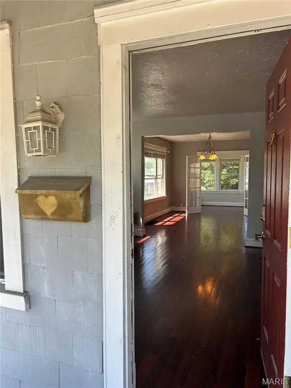 6613 Parkwood Place, Saint Louis, MO 63116 - Image #3