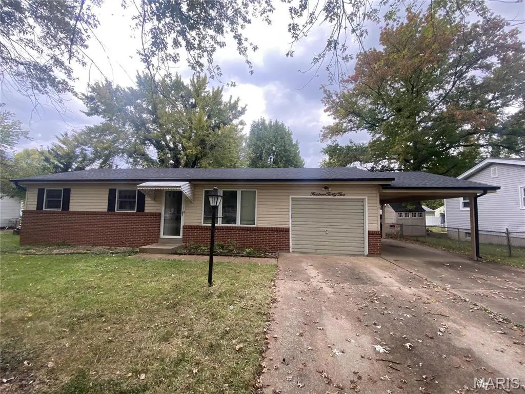 1445 Fairmeadows Lane, Saint Louis, MO 63138 - Image #1