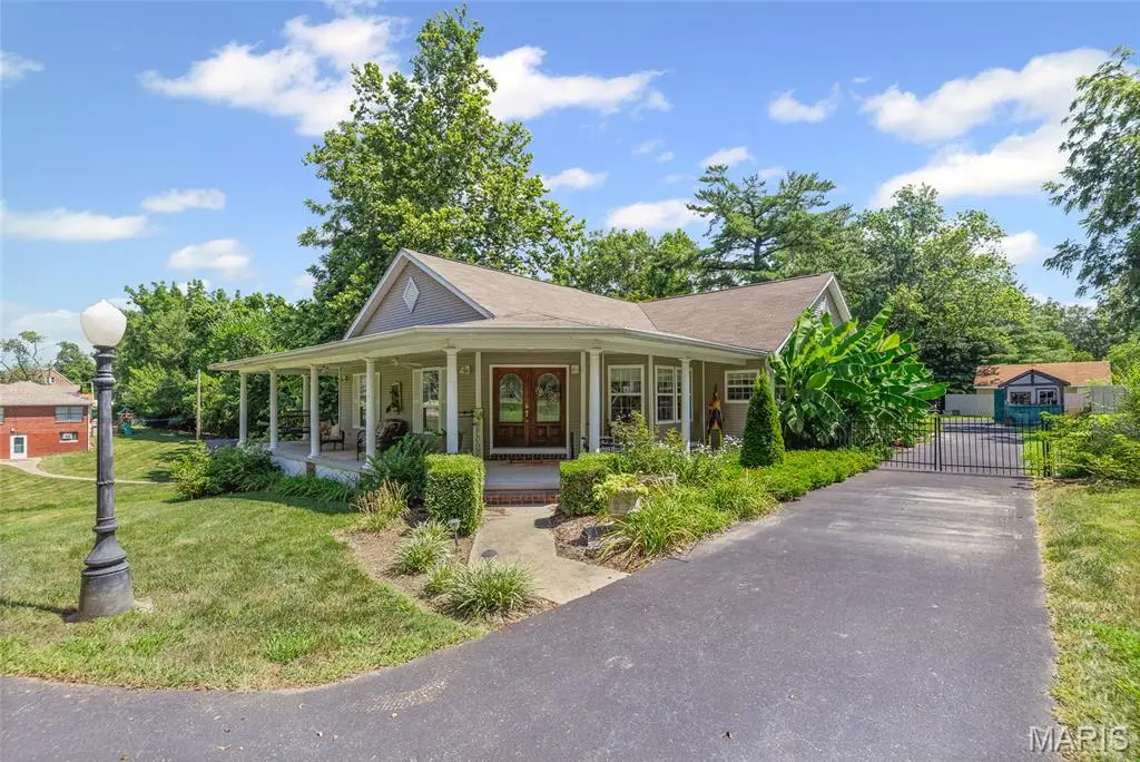 144 S 9th Street, East Alton, IL 62024 - Image #1