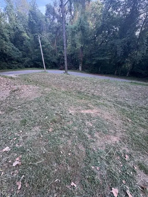 9058 Crest Drive, Fairview Heights, IL 62208 - Image #3