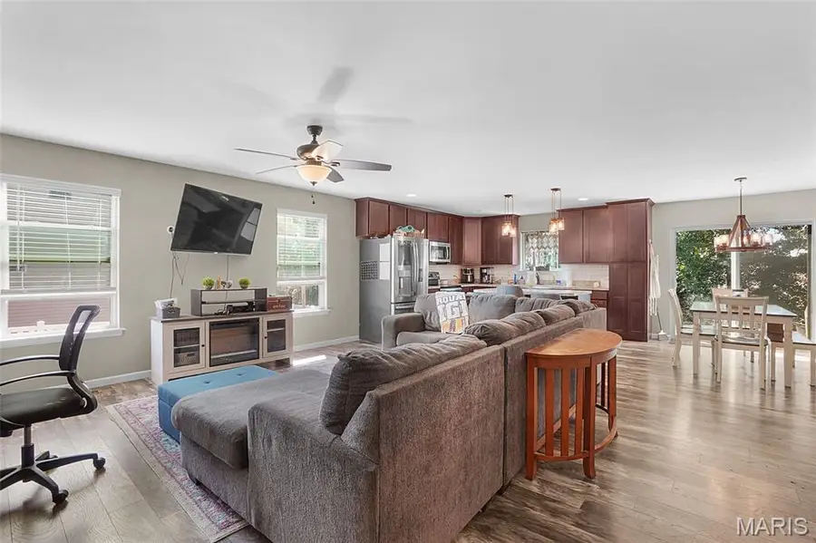 401 Glen Forest Drive, Troy, MO 63379 - Image #2