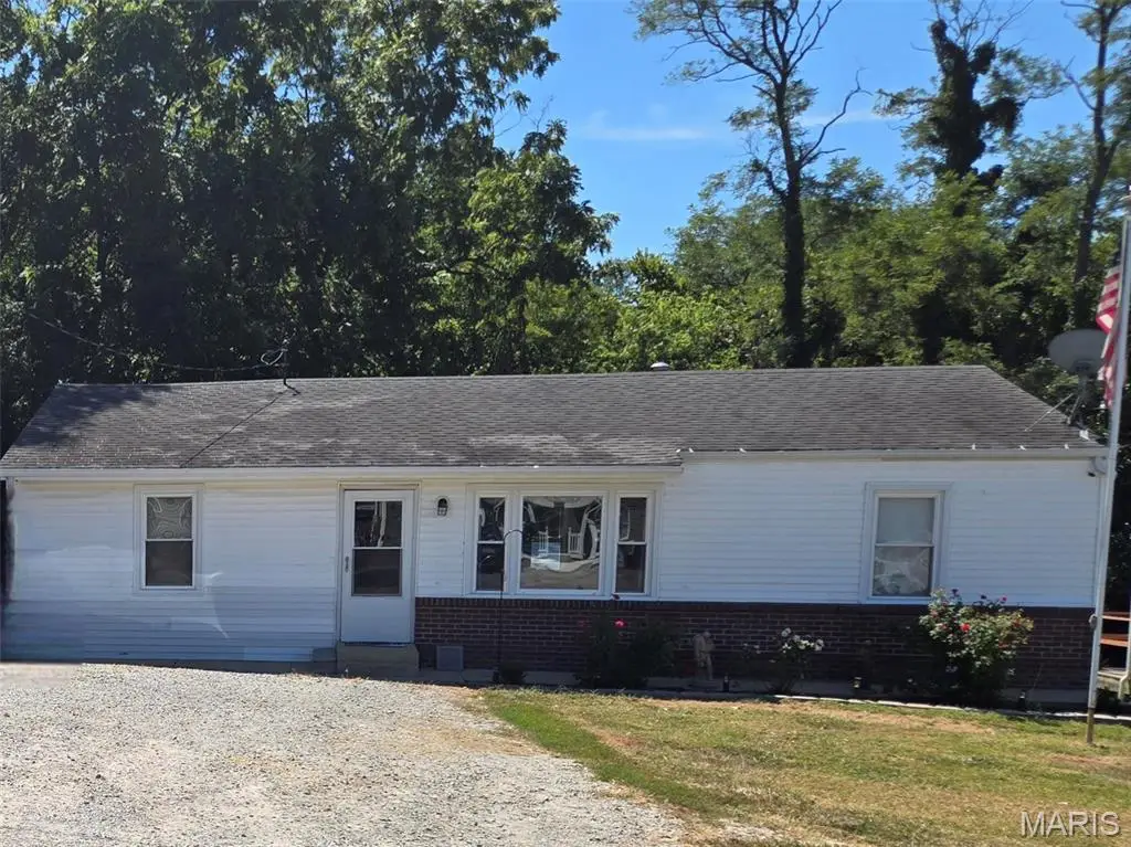 1310 W Madison Street, Vandalia, IL 62471 - Image #1