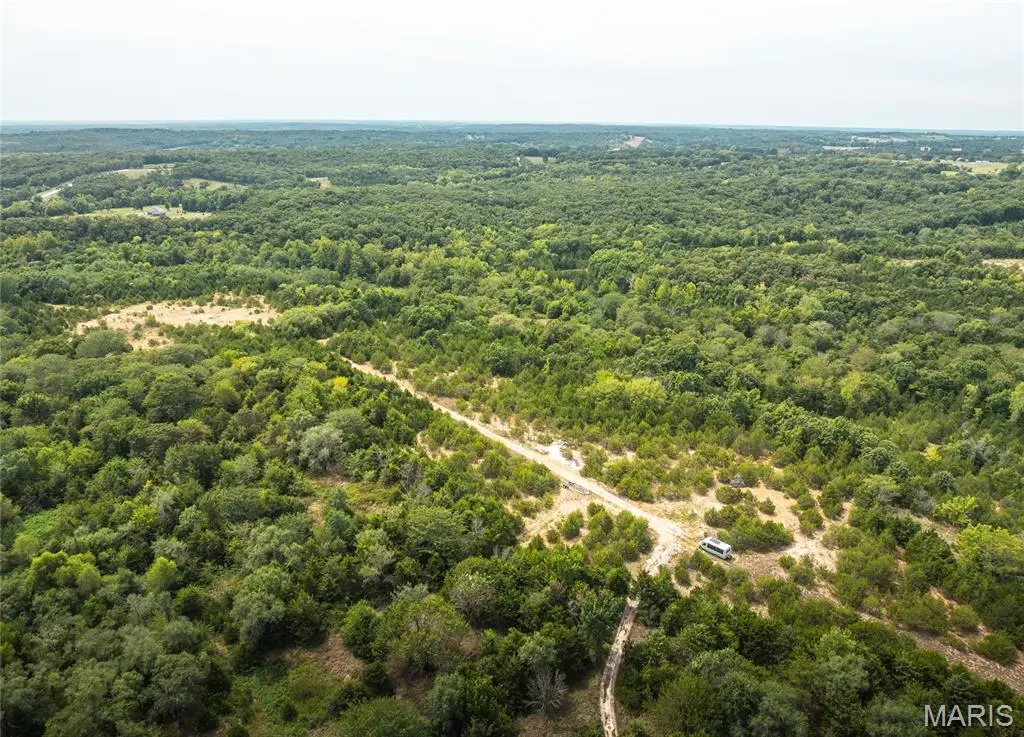 000 Swift Road, Henley, MO 65040 - Image #1