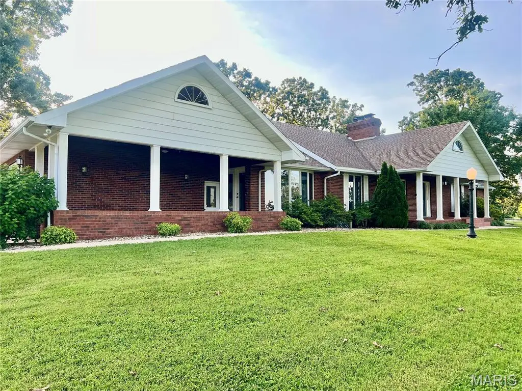 20325 South Hwy 5, Lebanon, MO 65536 - Image #1