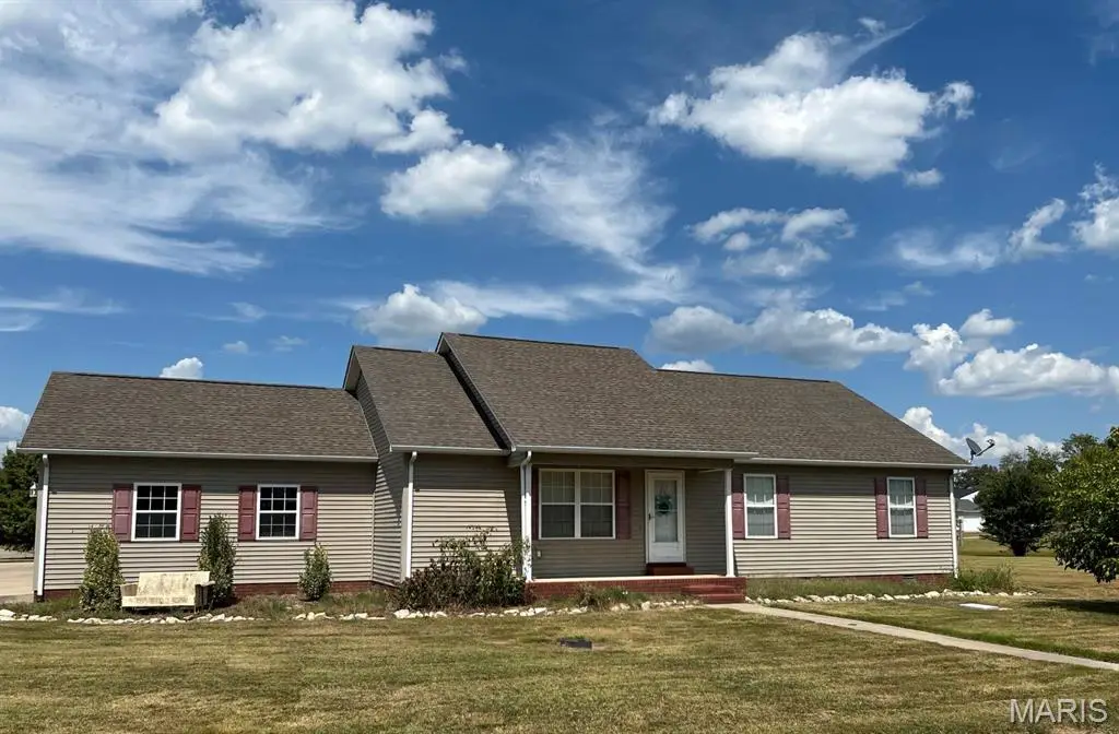 12048 Hidden Meadow Lane, Dexter, MO 63841 - Image #1