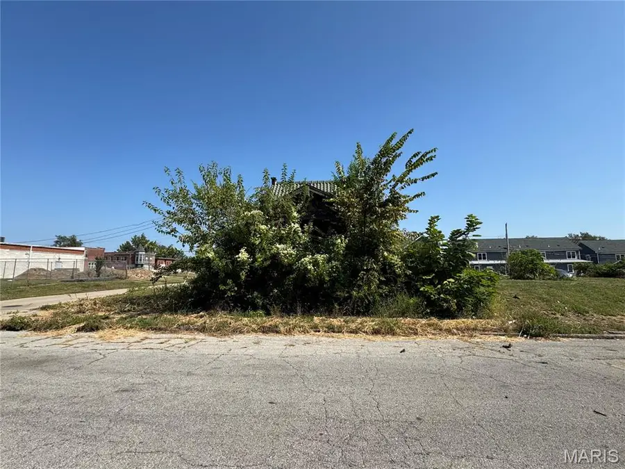 4055 N Market Street, Saint Louis, MO 63113 - Image #2