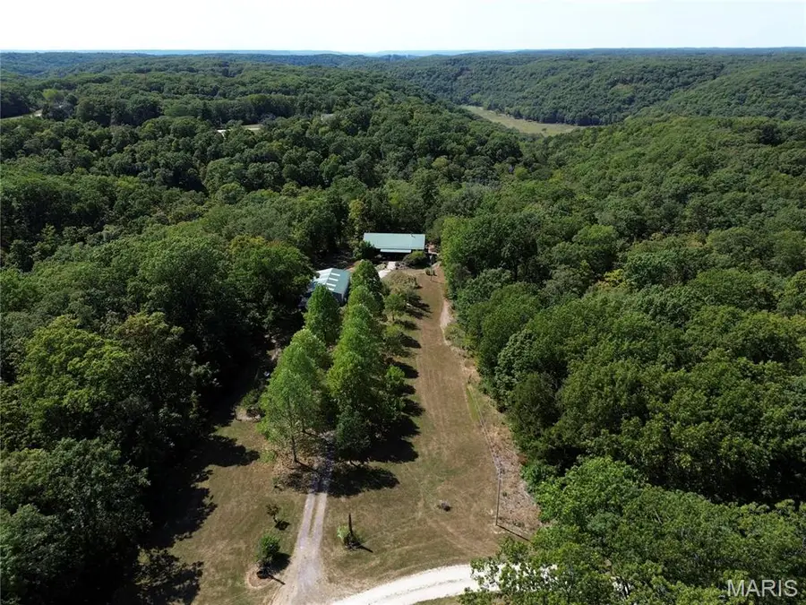 24038 Lone Oak Lane, Warrenton, MO 63383 - Image #3