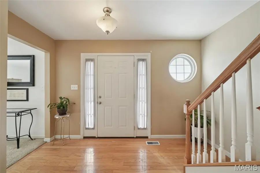 956 Shadow Pine Drive, Fenton, MO 63026 - Image #3