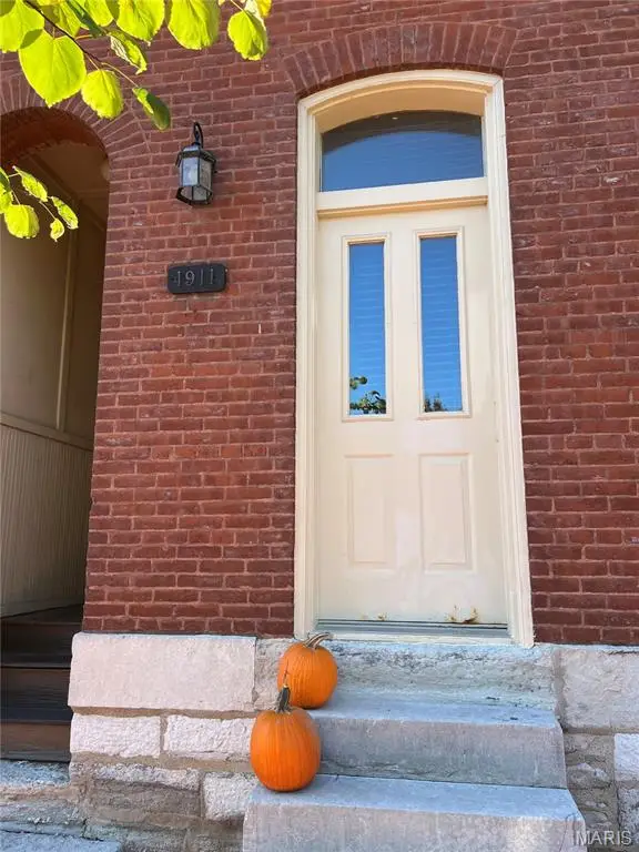 1911 S 11th Street, Saint Louis, MO 63104 - Image #3