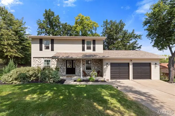 1 Saverne Place, Lake St Louis, MO 63367