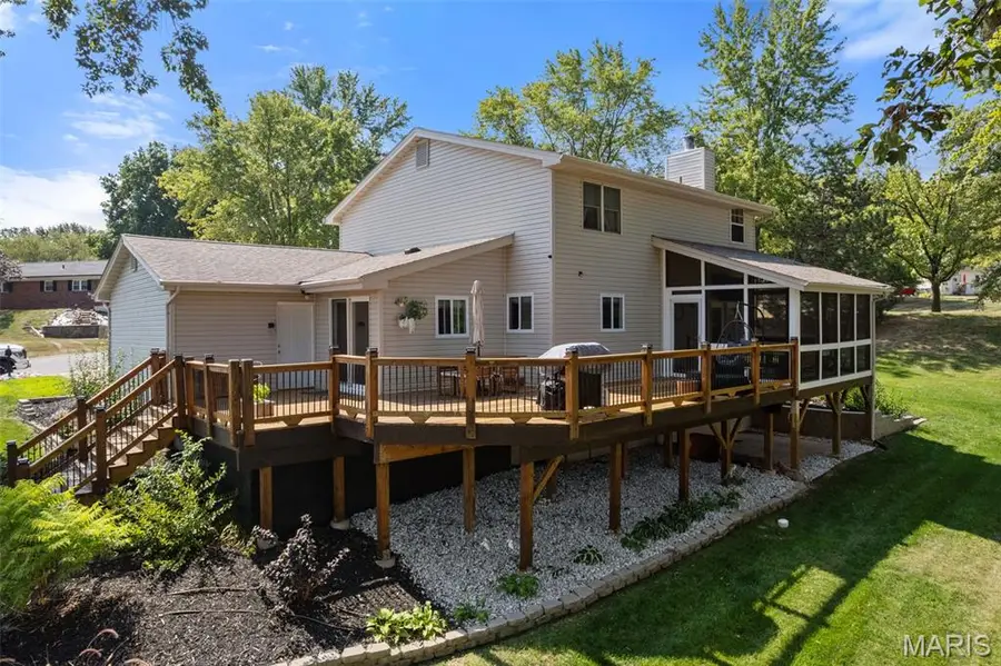 1 Saverne Place, Lake Saint Louis, MO 63367 - Image #3