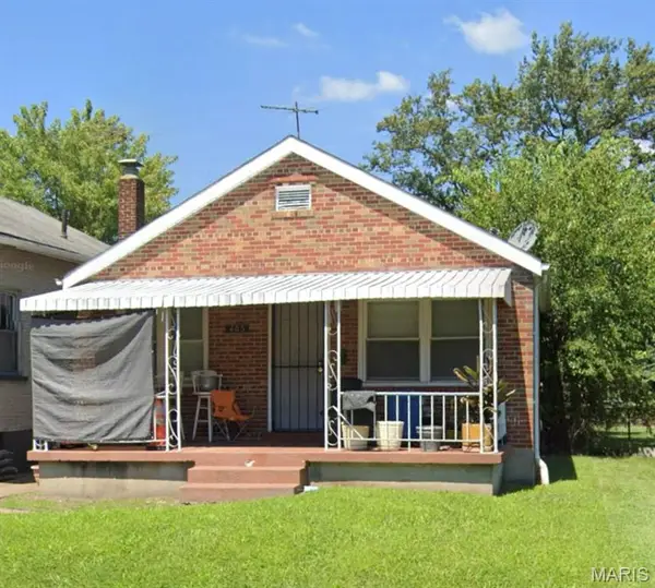 405 Christian Avenue, St Louis, MO 63147
