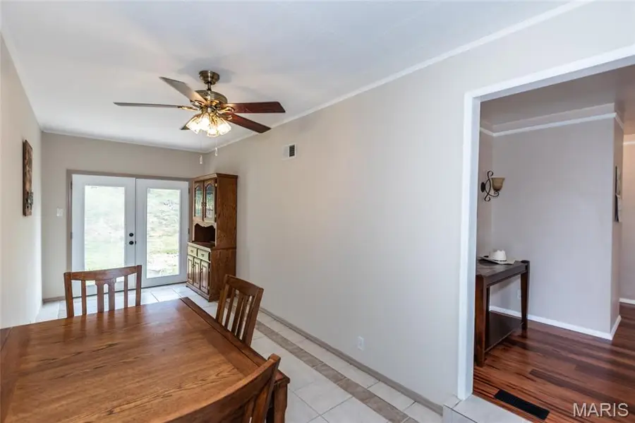 517 Aqua Ridge Drive, Saint Louis, MO 63129 - Image #3