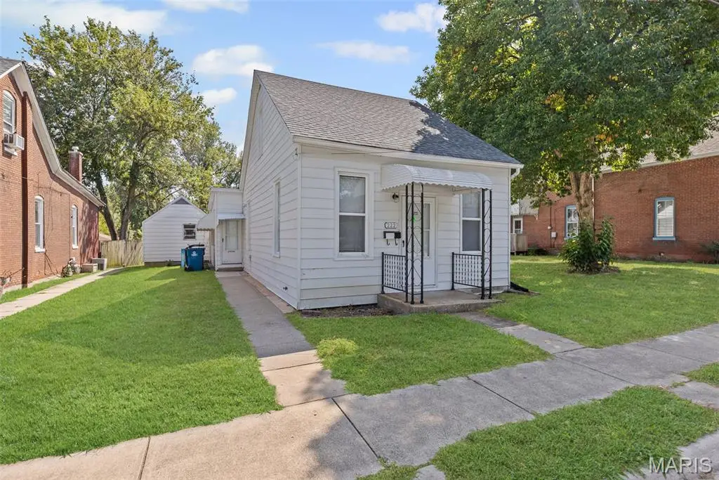 222 Brackett Street, Belleville, IL 62226 - #1