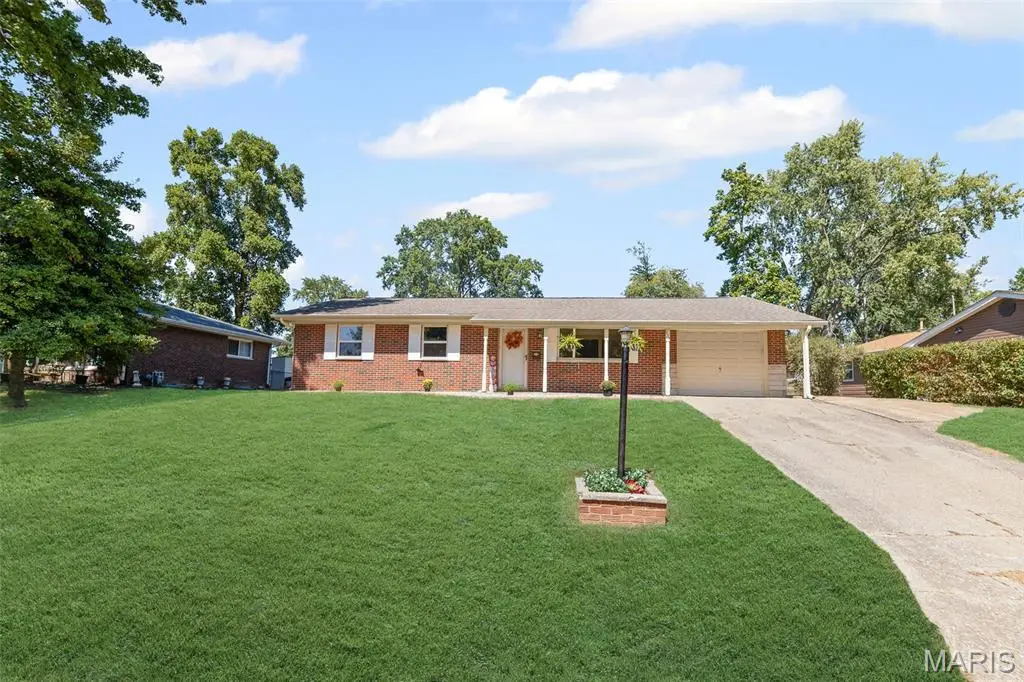 113 Churchill Drive, Belleville, IL 62223 - Image #1