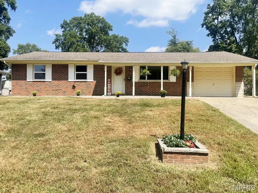 113 Churchill Drive, Belleville, IL 62223 - Image #2