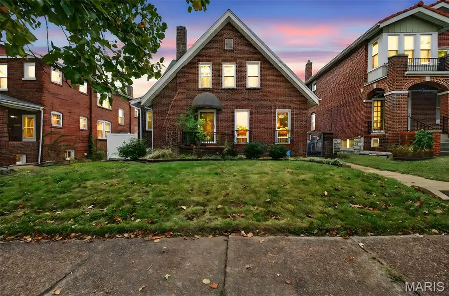 4968 Winona Avenue, Saint Louis, MO 63109 - Image #2