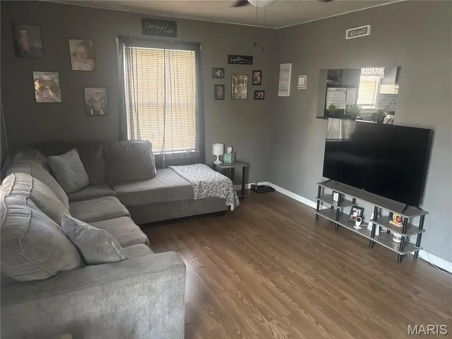 2664 E 28th Street, Granite City, IL 62040 - Image #2