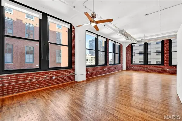 1010 Saint Charles Street #602, St Louis, MO 63101