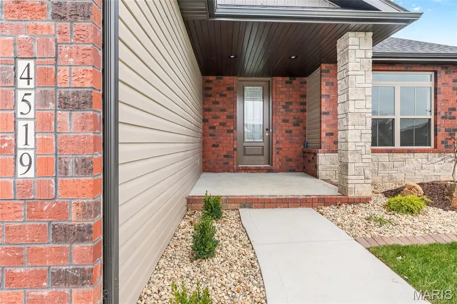 4519 Bruin Lane, Glen Carbon, IL 62034 - Image #3