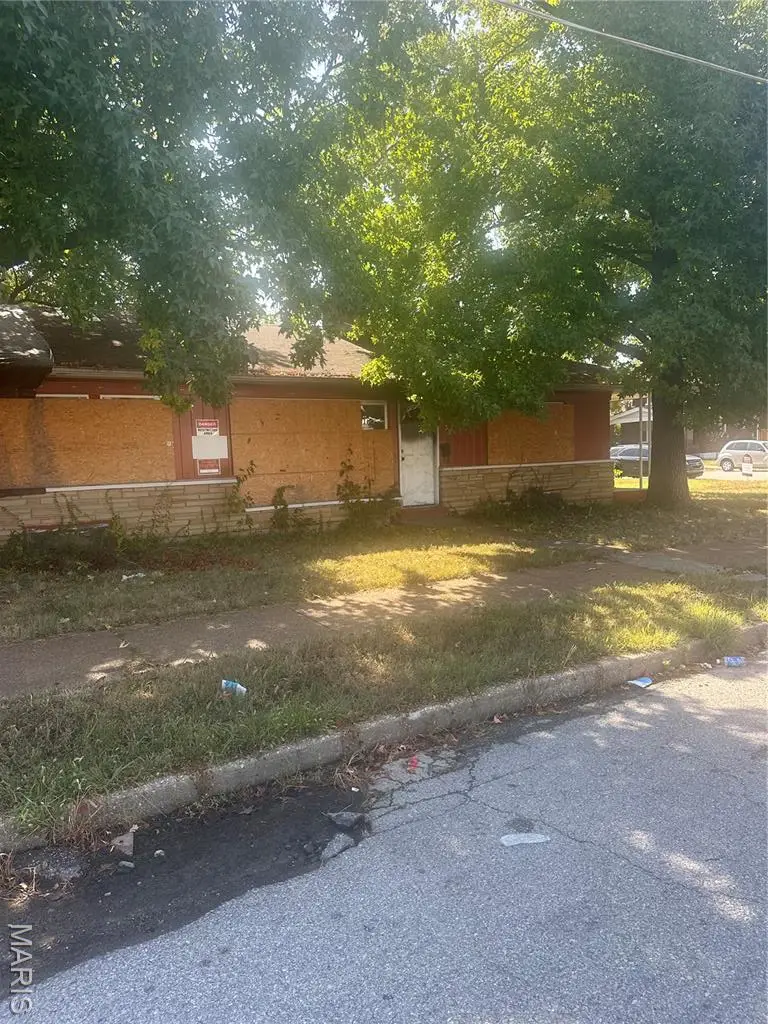 5030 Mimika Avenue, Saint Louis, MO 63136 - Image #1