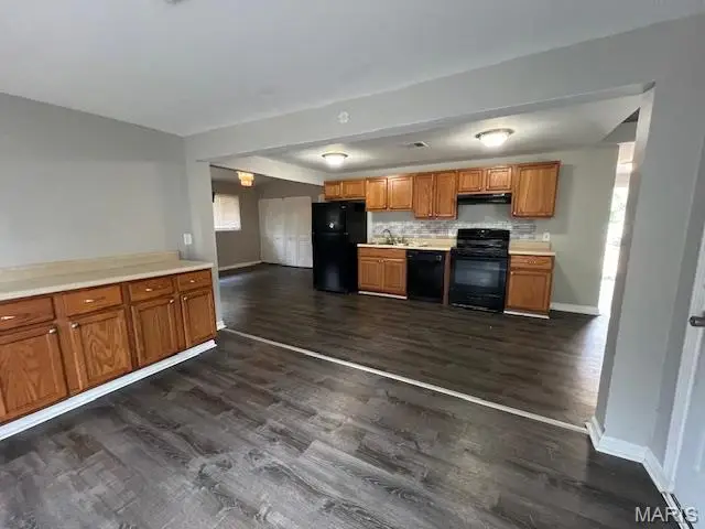 505 Ridge Drive, Florissant, MO 63033 - Image #3