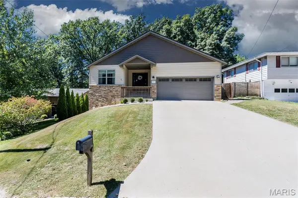 311 Barnett Drive, Edwardsville, IL 62025