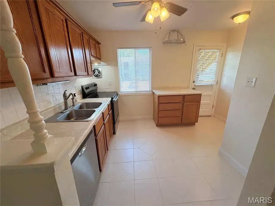 1812 Gascony Parc Drive #1812, Lake Saint Louis, MO 63367 - Image #3