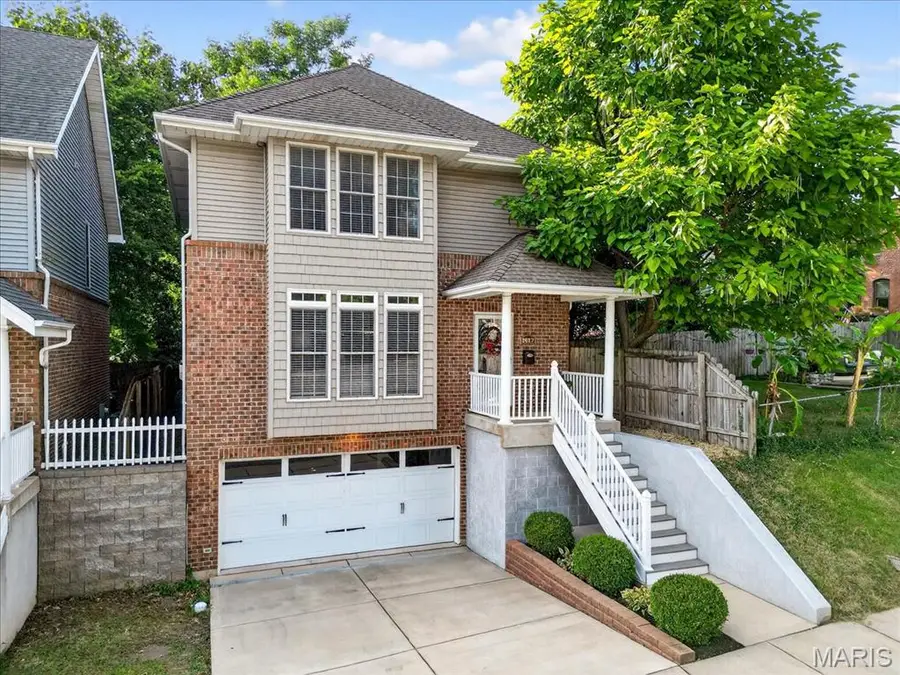 1617 Forest Avenue, Saint Louis, MO 63139 - Image #2