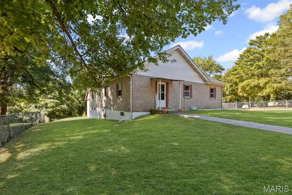 400 Conniston Drive, Belleville, IL 62223 - Image #1