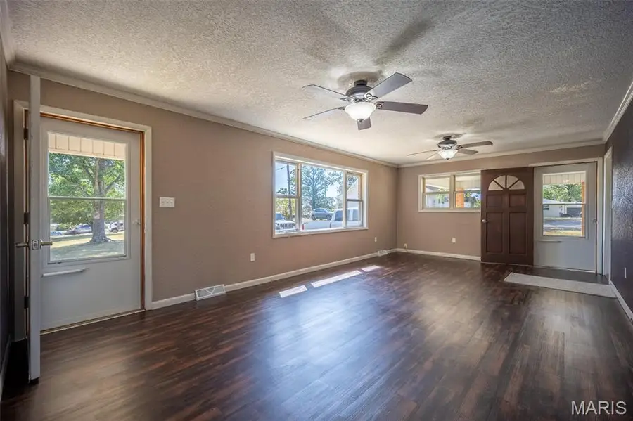 2125 Barron Road, Poplar Bluff, MO 63901 - Image #2