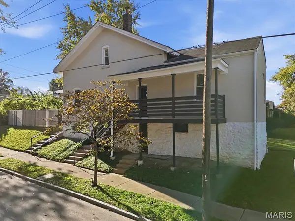 5200 Dewey Avenue, St Louis, MO 63116