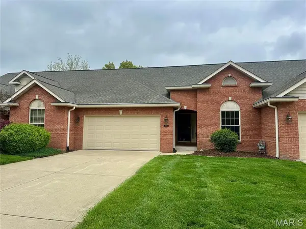 1920 Hawksbill, Belleville, IL 62223