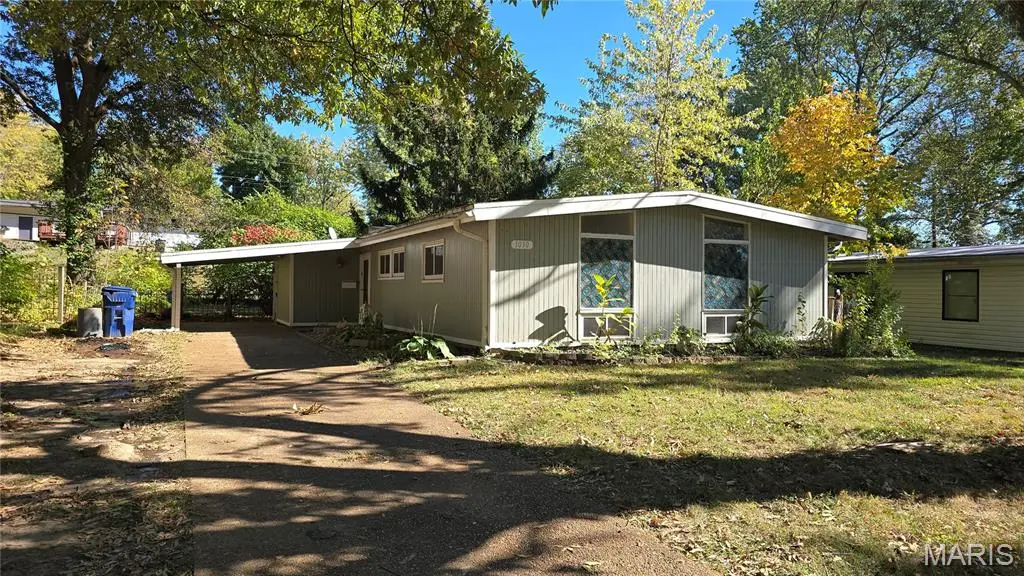 1030 Robinwood Drive, Florissant, MO 63033 - Image #1