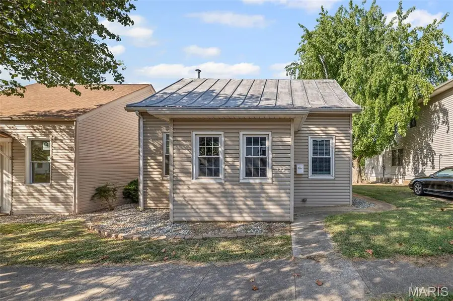 335 W 4th Street, Waterloo, IL 62298 - Image #2