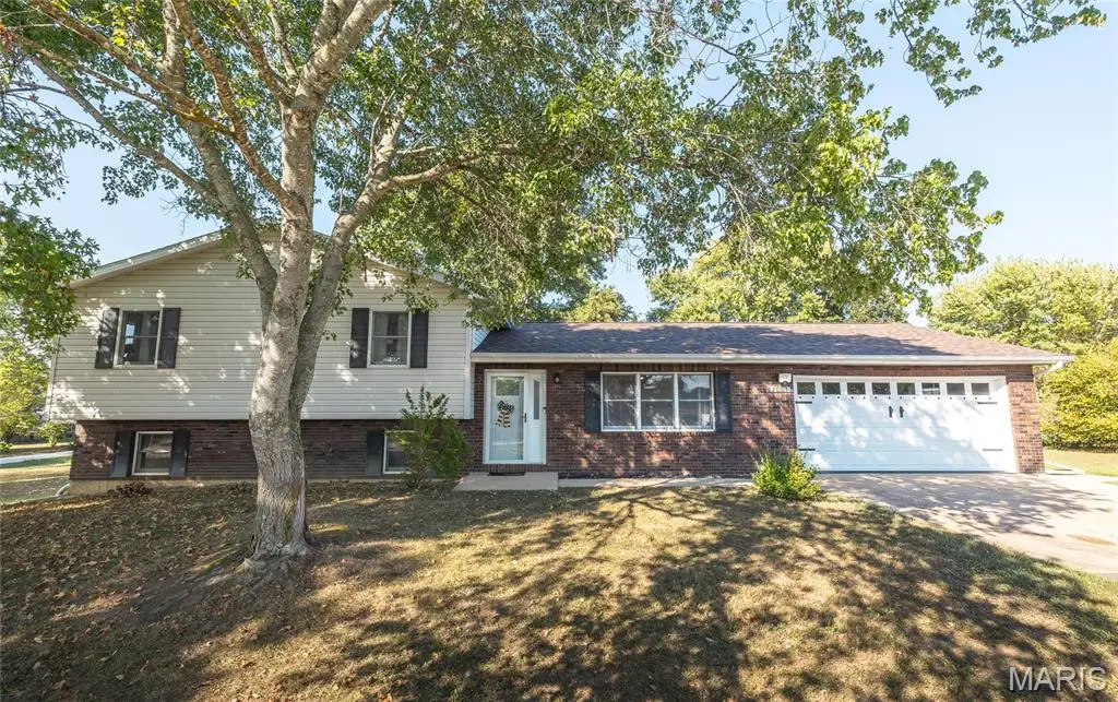 20105 Simmons Road, Waynesville, MO 65583 - #1