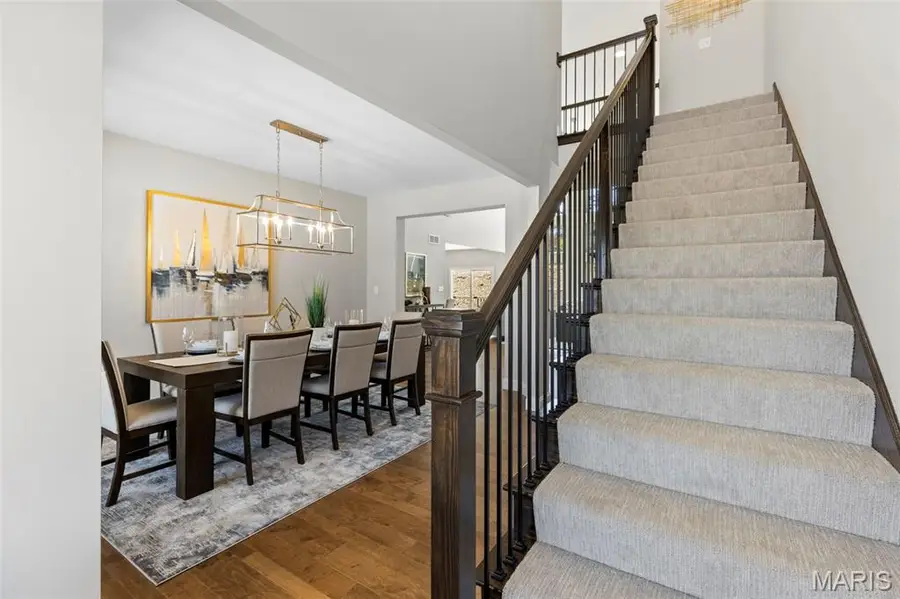 2 Pin Oak At Hawk Ridge Estate, Lake Saint Louis, MO 63367 - Image #2