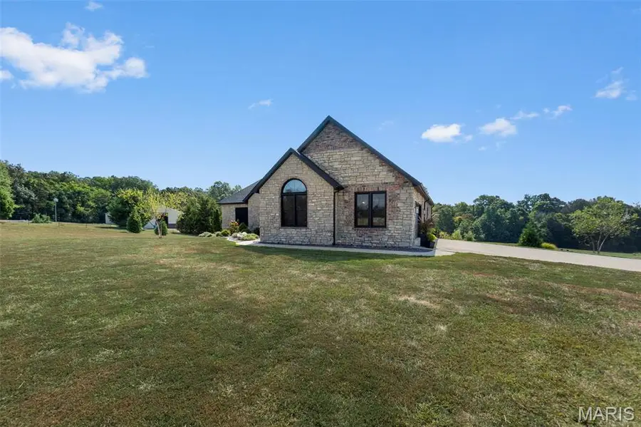 145 Saddlebrooke Ridge, Jackson, MO 63755 - Image #3