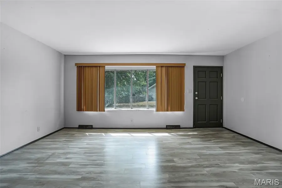 1301 Springfield Drive, Belleville, IL 62221 - Image #3