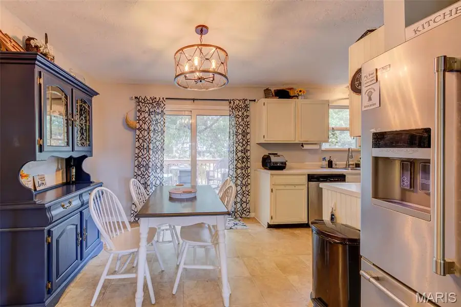 10 Park Circle, Ofallon, MO 63366 - #3