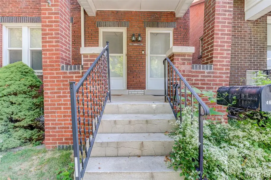 4627 Rosa Avenue, Saint Louis, MO 63116 - Image #2