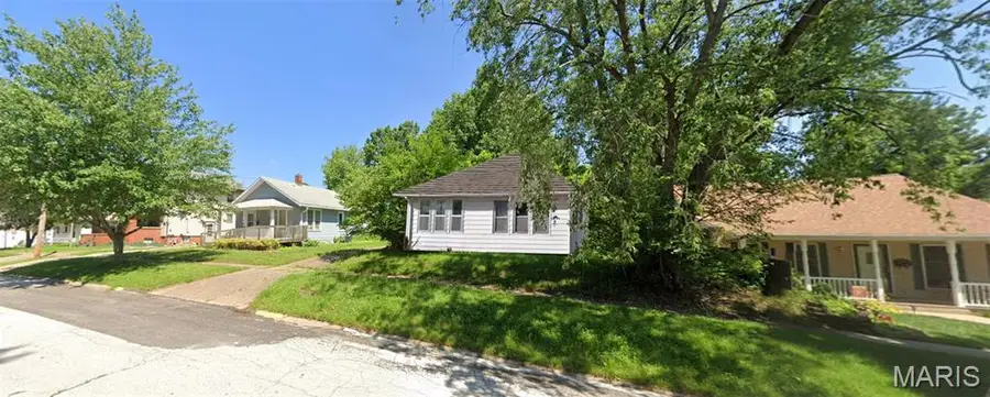 236 W Fisk St, Macomb, IL 61455 - Image #2