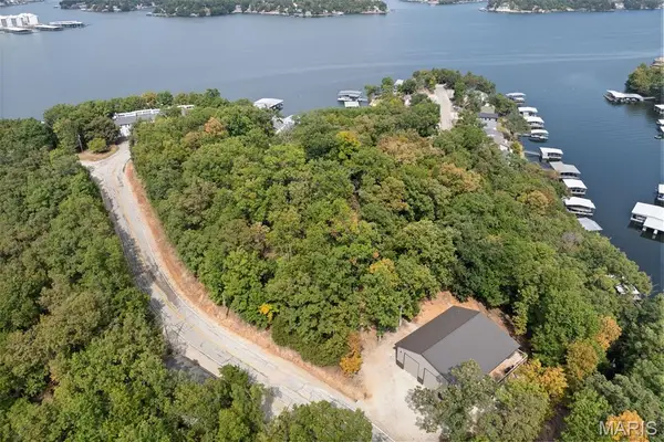 132 Maple Road, Lake Ozark, MO 65049