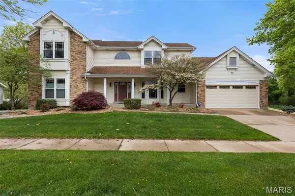 2385 Clarjon Drive, Ballwin, MO 63021