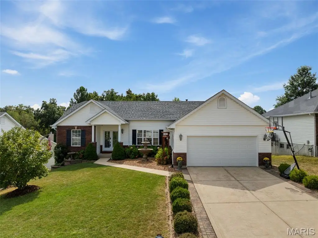 3981 Cambridge Crossing Drive, Saint Charles, MO 63304 - Image #1