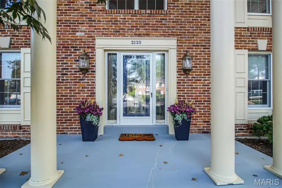 2130 Willow Way Court, Chesterfield, MO 63017 - Image #3